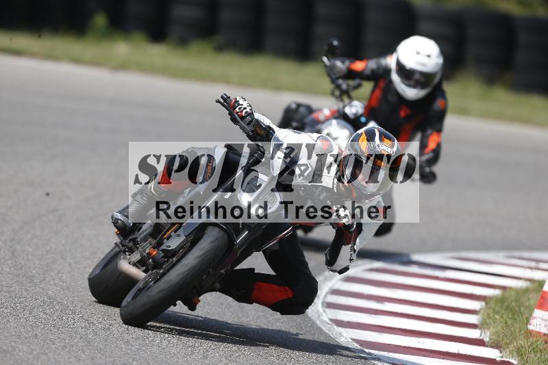 Archiv-2025/49 26.08.2025 Cornu Master School ADR/blau-bleu/44